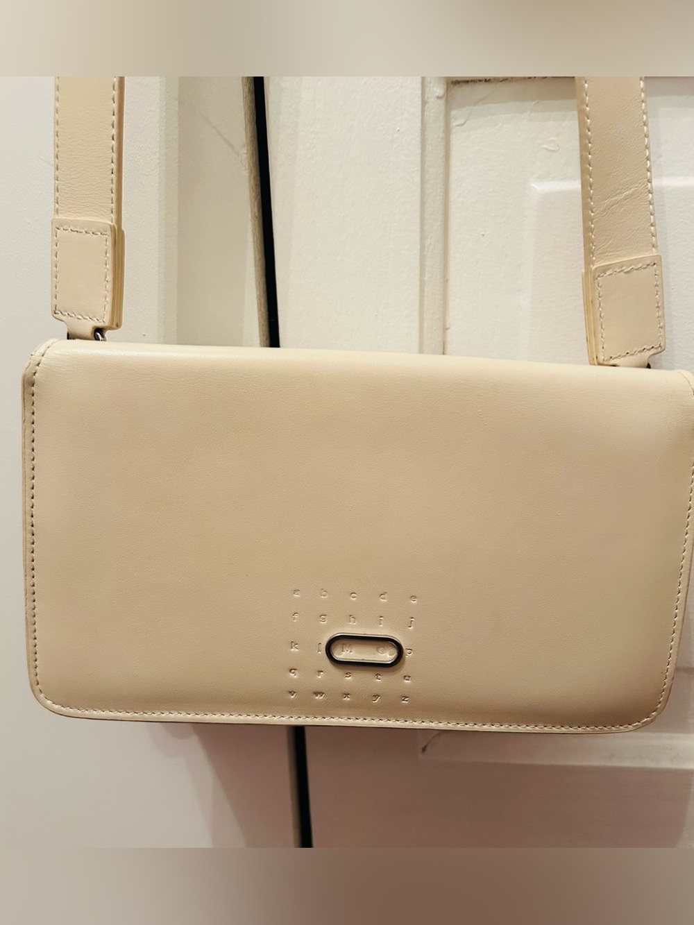 Minimal Cream Leather Shoulder Bag with Subtle Logo Detail